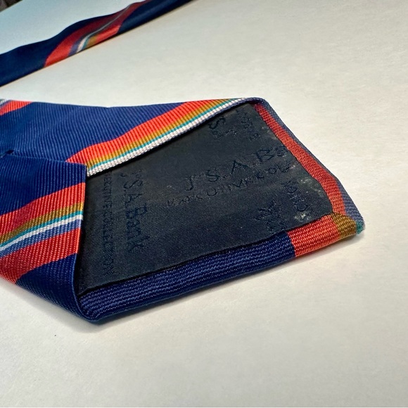 Vintage Jos A. Bank Executive Collection Navy Striped Classic Italian Silk Tie - Picture 7 of 8